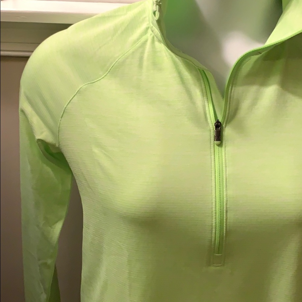 Under Armour pullover - Picture 2 of 5